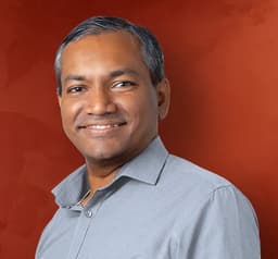 Oshada Senanayake